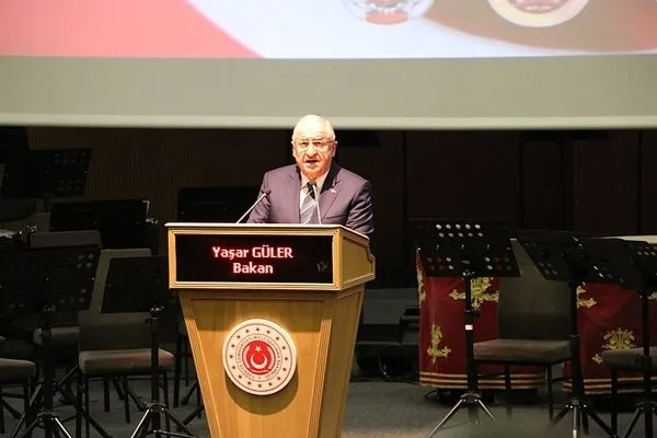 Bakan Güler'den net mesaj! 'Terör örgütü koşulsuz silahlarını teslim etmelidir'